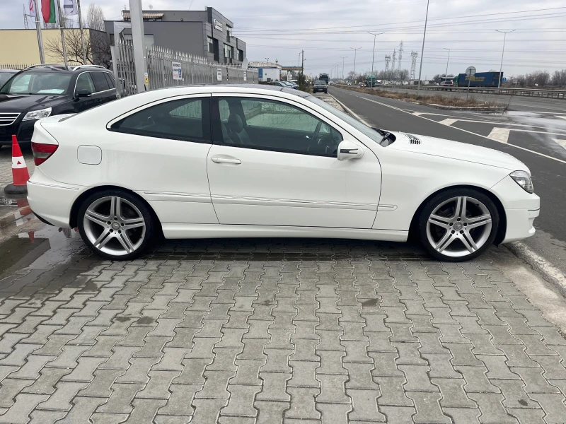 Mercedes-Benz CLC 180 Kompressor, снимка 4 - Автомобили и джипове - 48961524