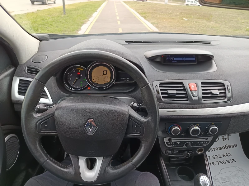 Renault Megane 1.5DCI, снимка 9 - Автомобили и джипове - 49848055