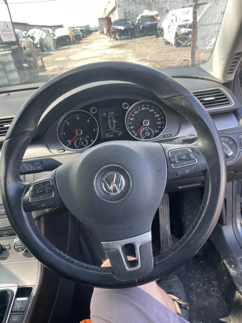 VW Passat, снимка 6 - Автомобили и джипове - 50203790