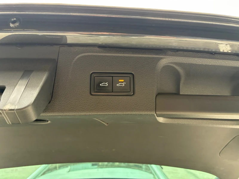 VW Passat R-line, снимка 13 - Автомобили и джипове - 52309168