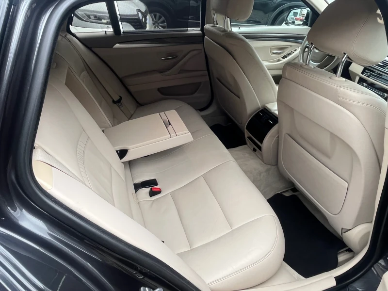 BMW 525 xDrive Facelift Швейцария, снимка 10 - Автомобили и джипове - 52553607