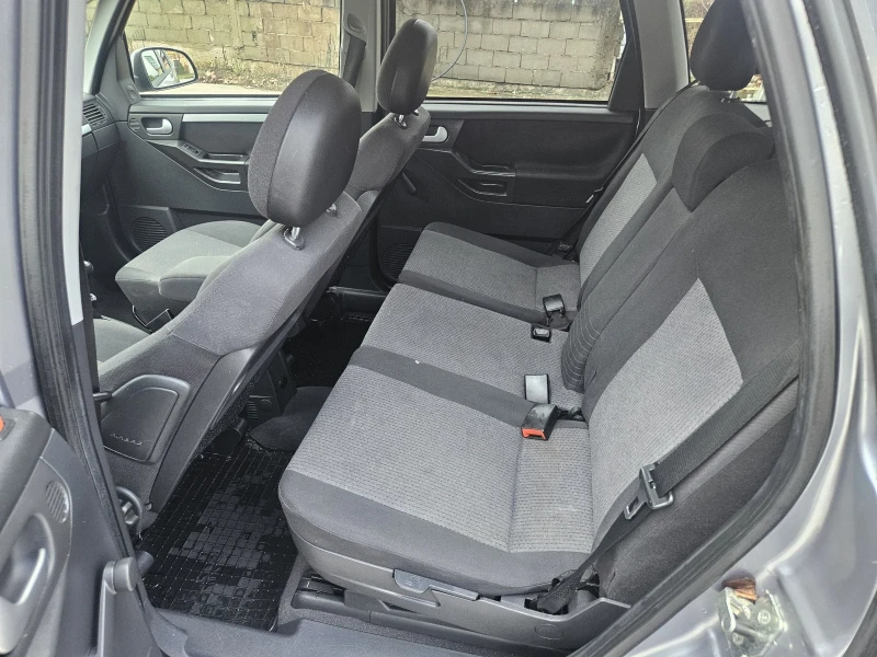 Opel Zafira 1.6i* Стария мотор* Климатроник , снимка 6 - Автомобили и джипове - 52695567