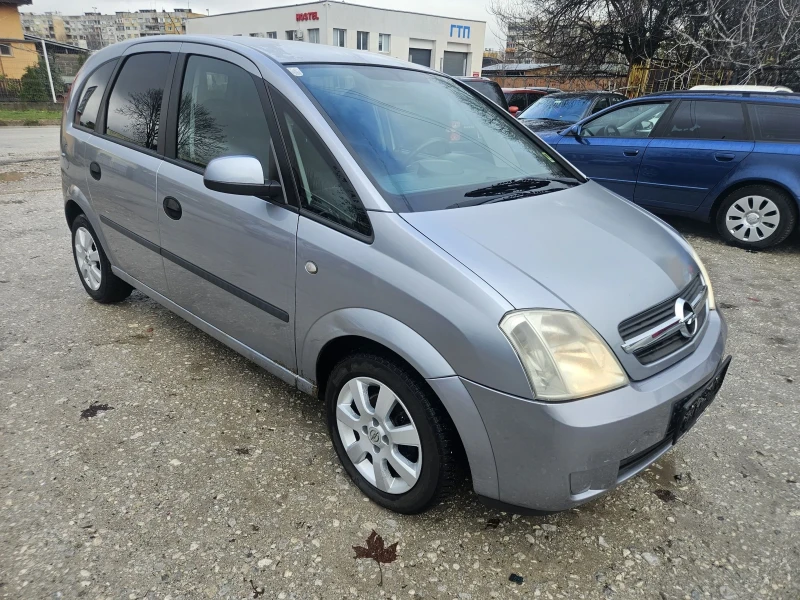 Opel Zafira 1.6i* Стария мотор* Климатроник , снимка 2 - Автомобили и джипове - 52695567