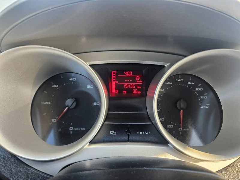 Seat Ibiza 1.9TDI ПЕФЕКТНА 154000КМ, снимка 9 - Автомобили и джипове - 52856099