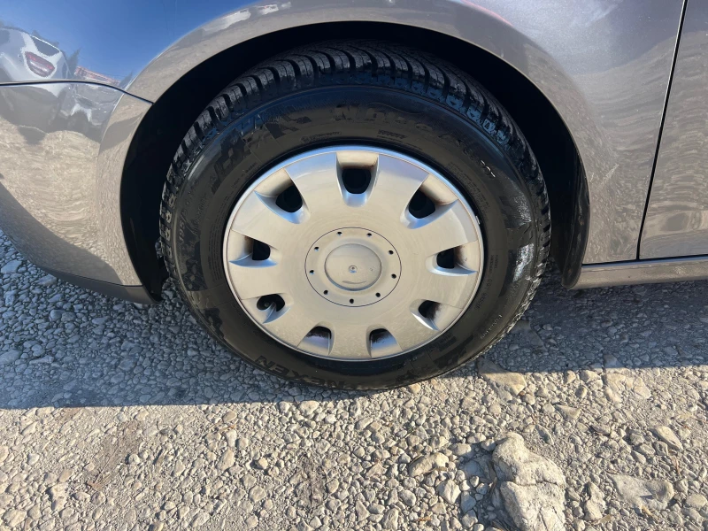 VW Golf 1.9 TDI, снимка 9 - Автомобили и джипове - 52934973