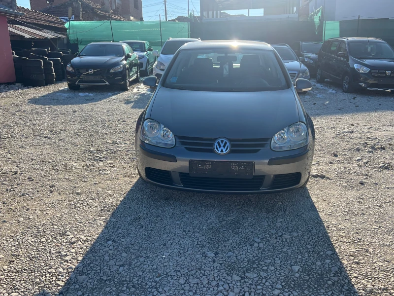 VW Golf 1.9 TDI, снимка 8 - Автомобили и джипове - 52934973