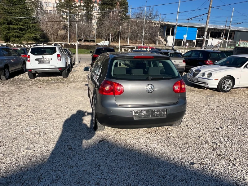 VW Golf 1.9 TDI, снимка 4 - Автомобили и джипове - 52934973