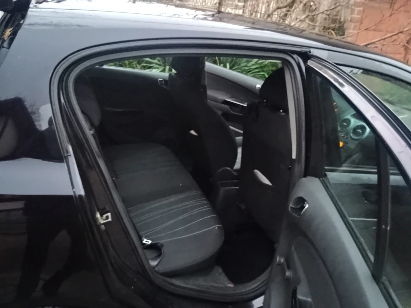 Opel Corsa  1.2 i 16V ECOTEC (80), снимка 9 - Автомобили и джипове - 53240346