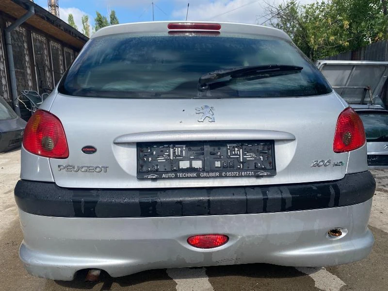 Peugeot 206 1.4 HDI на части !!!, снимка 4 - Автомобили и джипове - 44157080