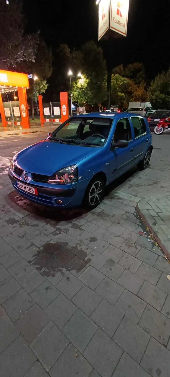 Renault Clio, снимка 1 - Автомобили и джипове - 47090274