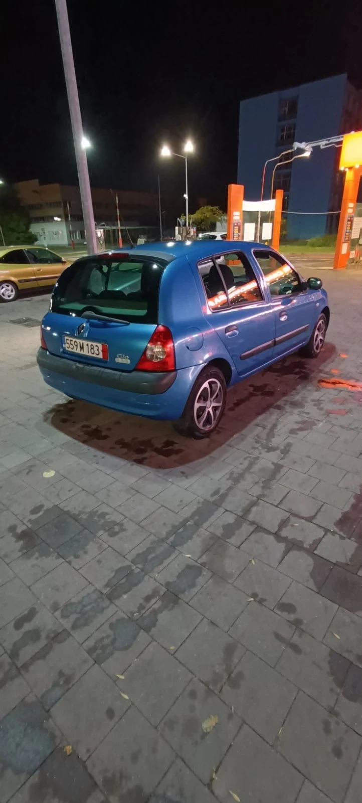 Renault Clio, снимка 3 - Автомобили и джипове - 47090274