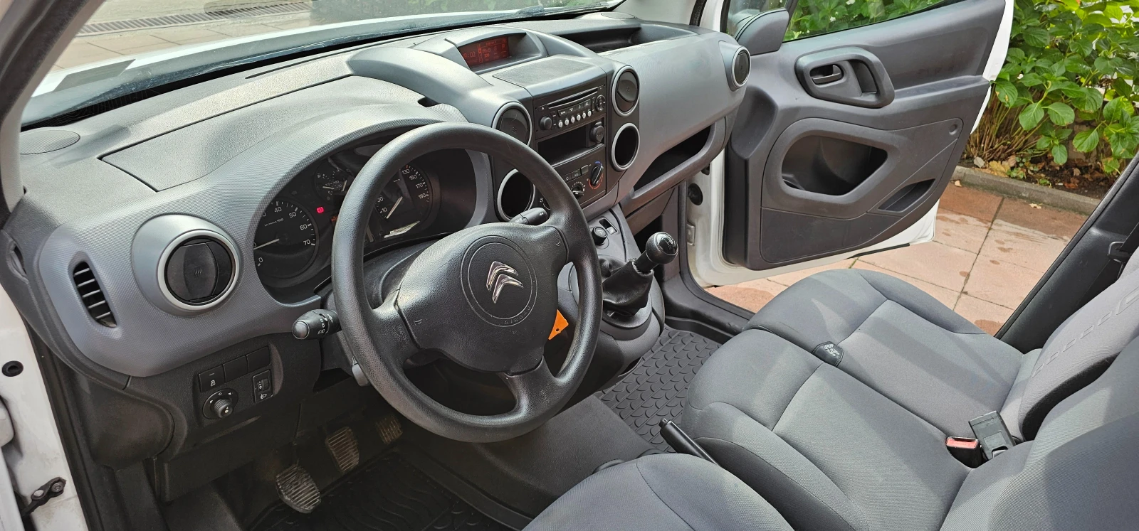 Citroen Berlingo 1.6HDI TURBO  | Mobile.bg — изображение 12
