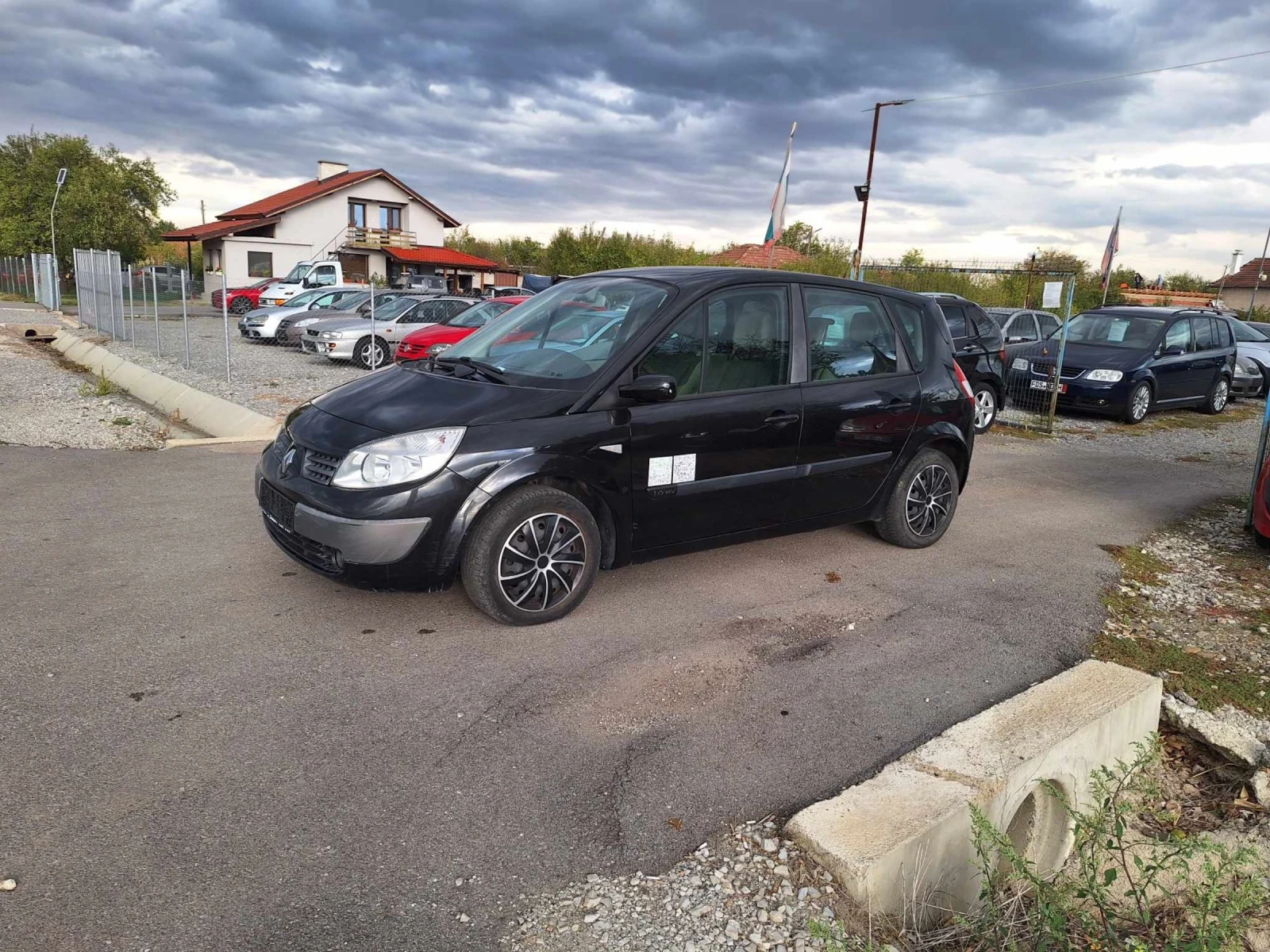 Renault Scenic 1.6i klima - изображение 2