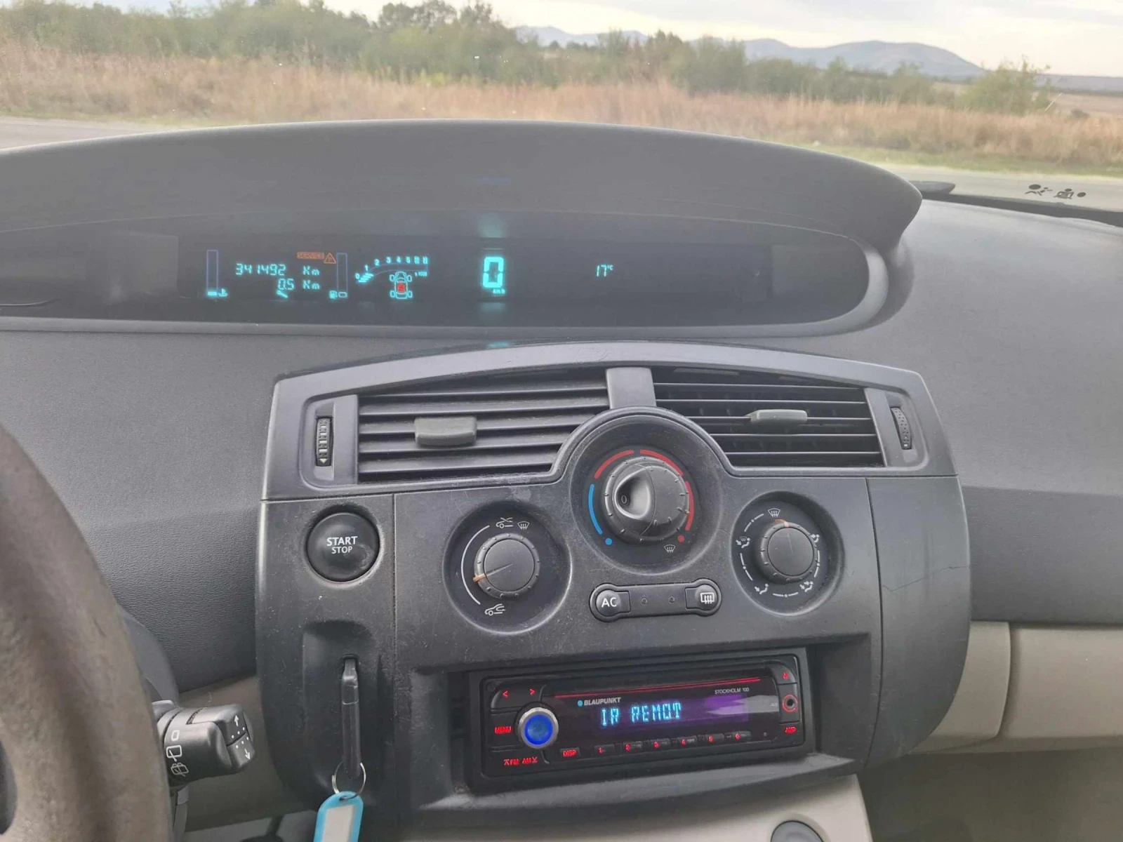 Renault Scenic 1.6i klima | Mobile.bg — изображение 15