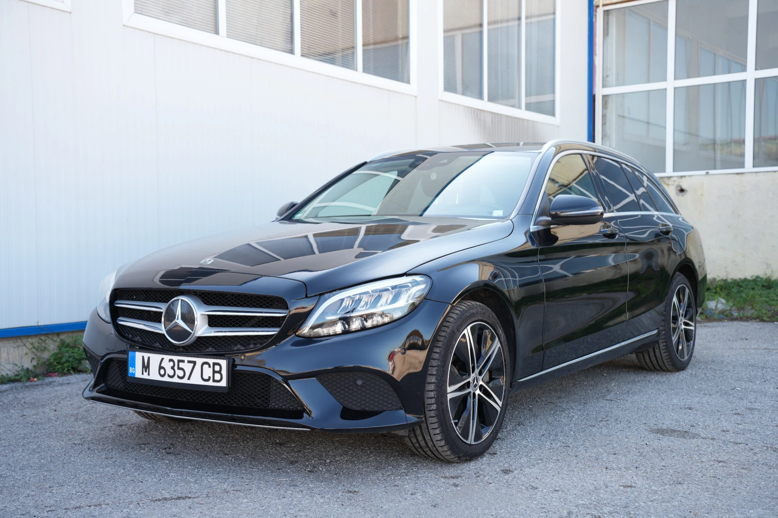 Mercedes-Benz C 300 Е - изображение 4
