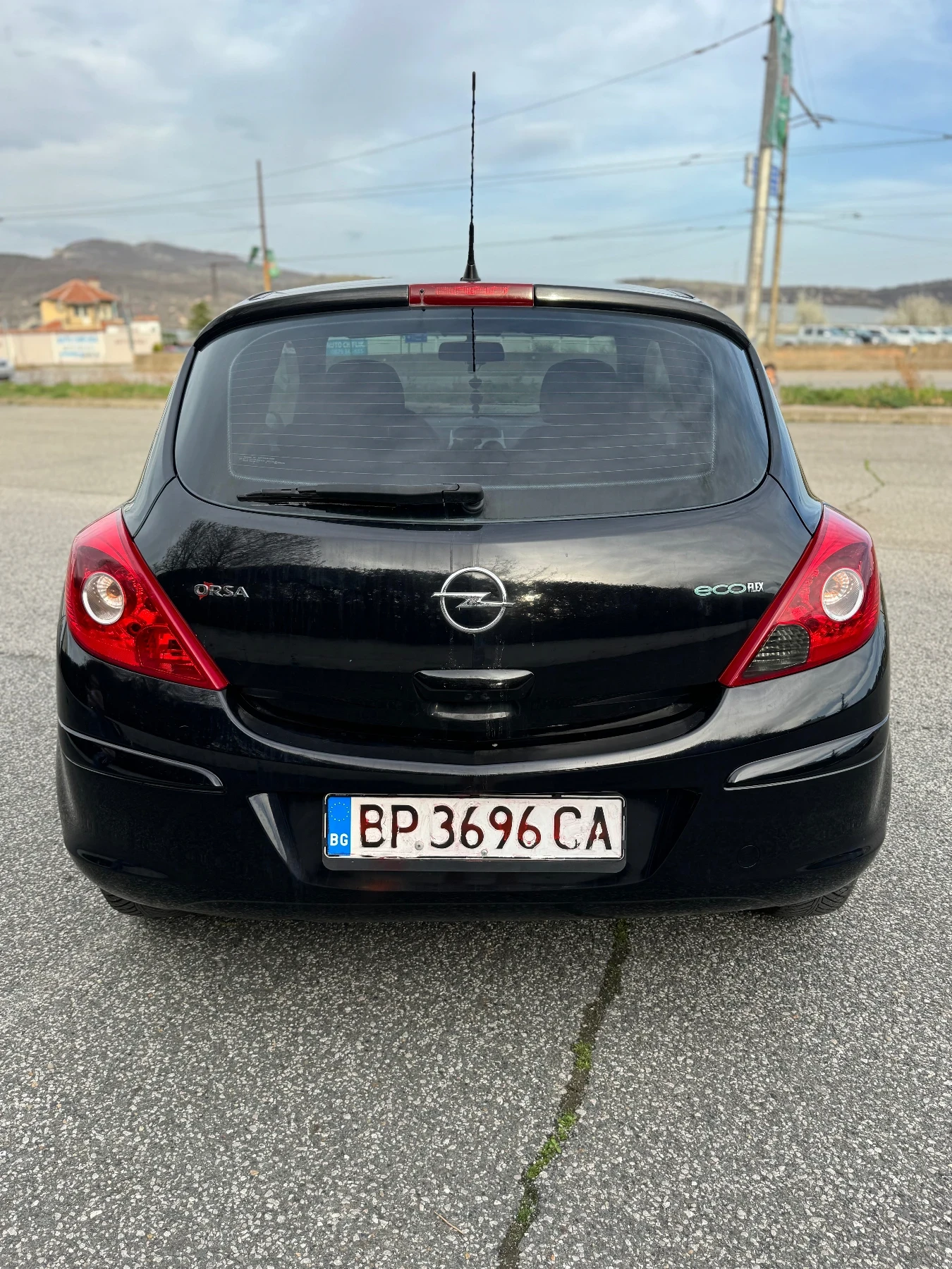 Opel Corsa 1.0 ECOFLEX LPG - изображение 4