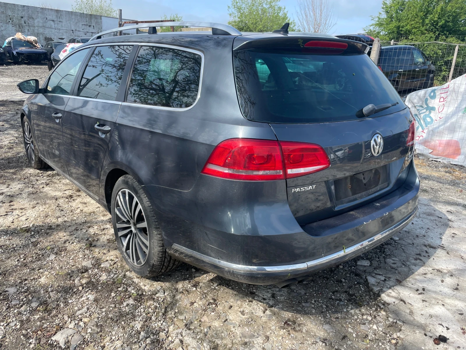 VW Passat  - изображение 4