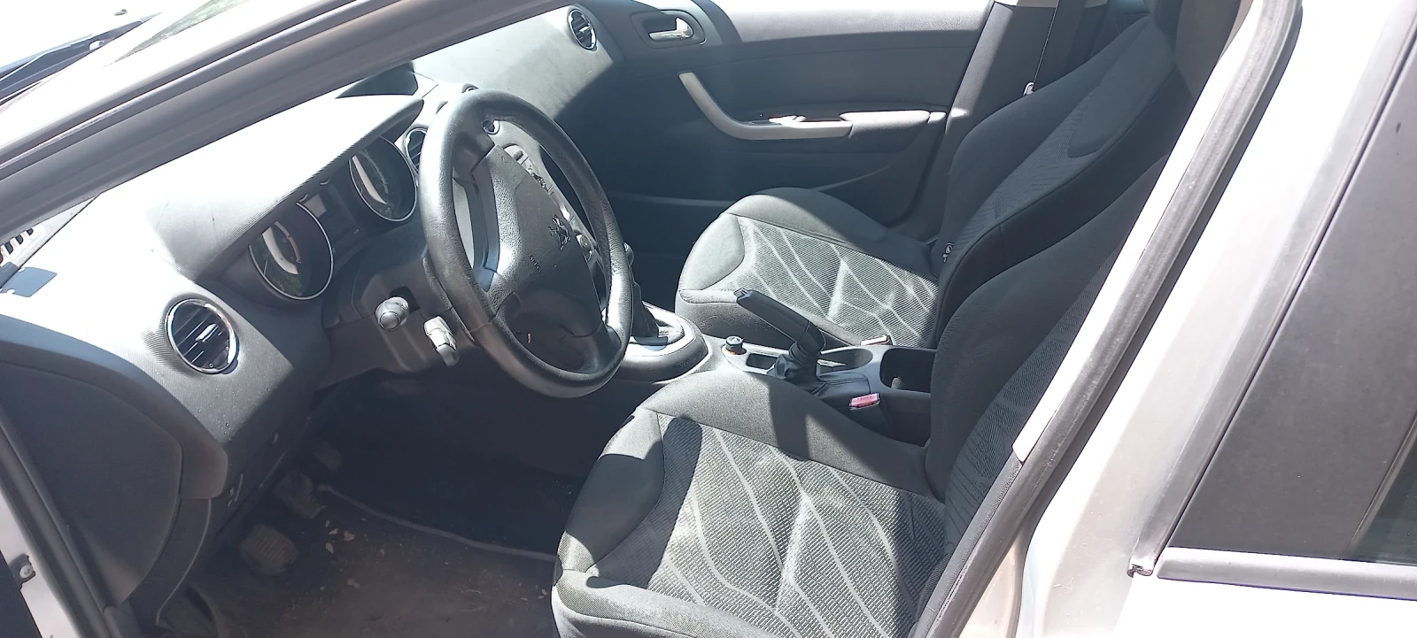 Peugeot 308  - изображение 10