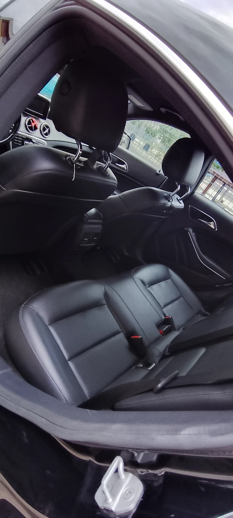 Mercedes-Benz CLA 220  - изображение 9