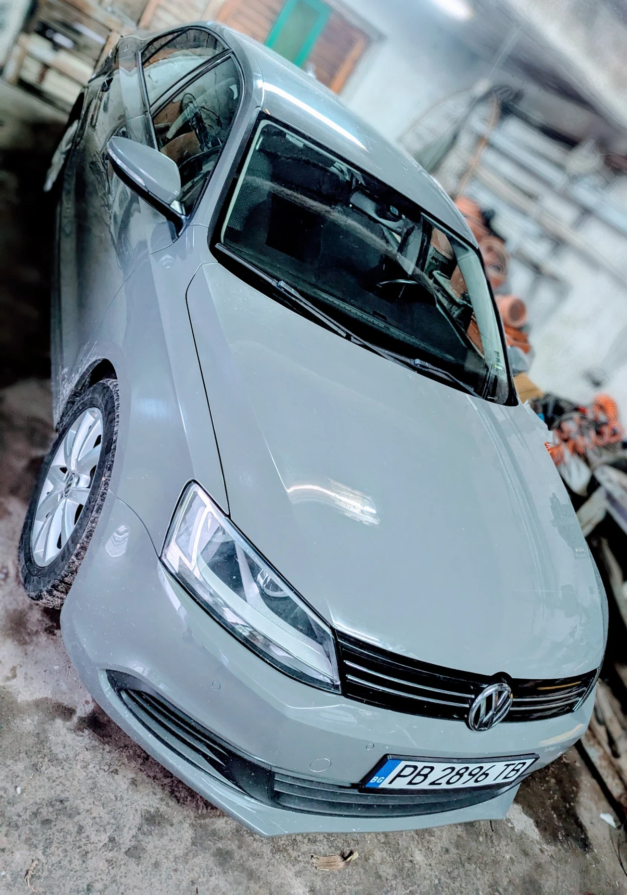 VW Jetta Сива - изображение 3