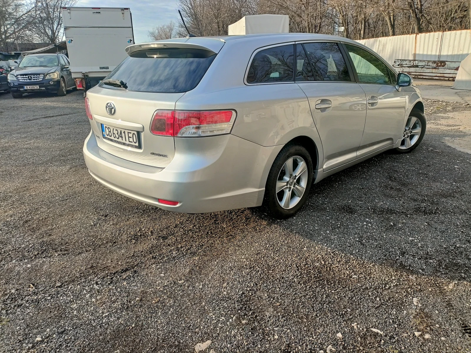 Toyota Avensis 2.0 бензин/газ - изображение 4