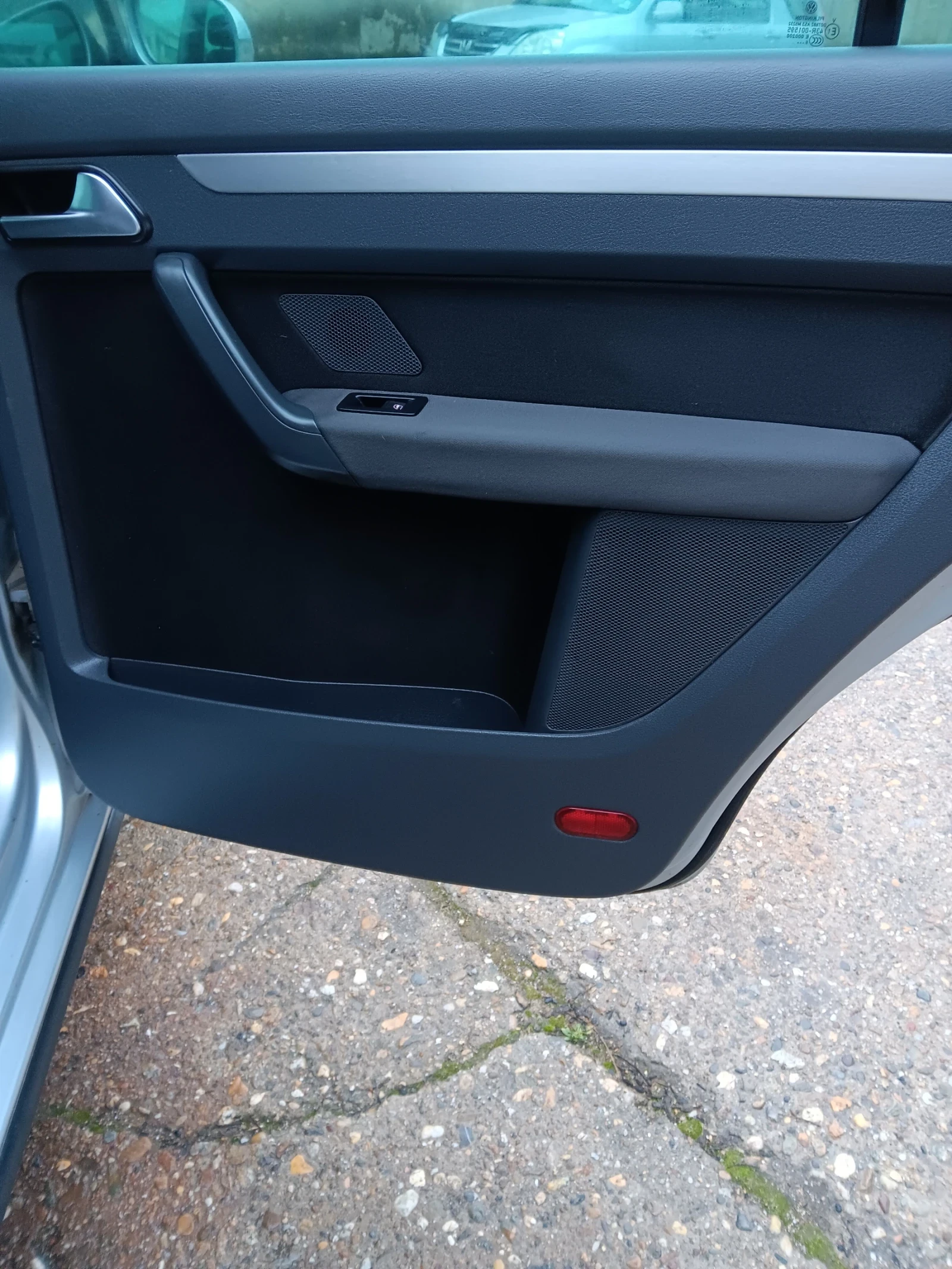 VW Touran | Mobile.bg � ����������� 12