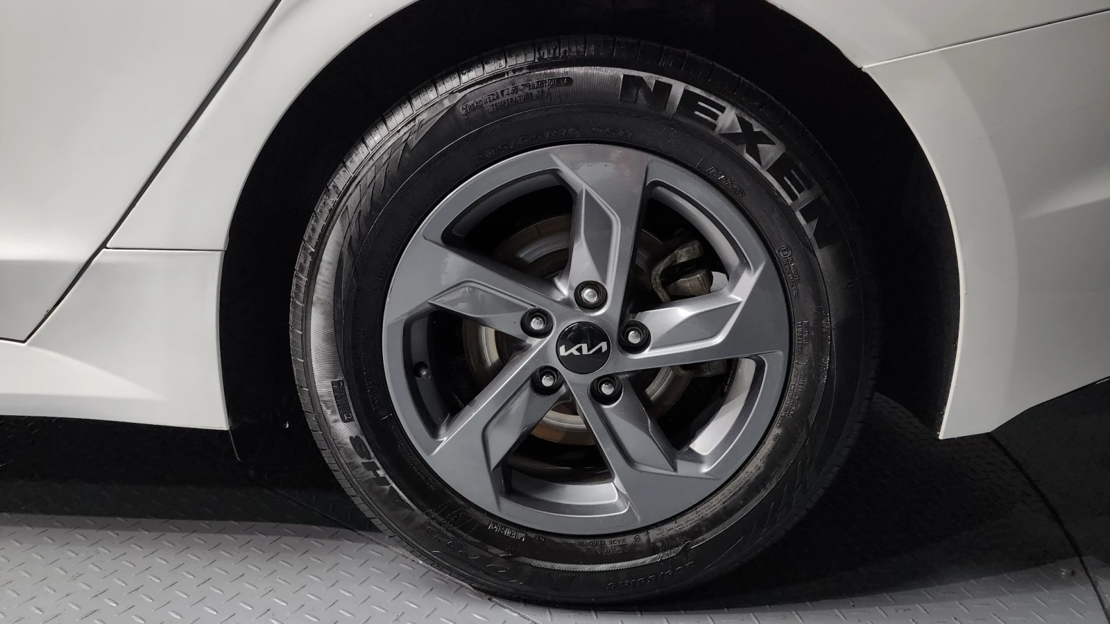 Kia K5 2.0LPI TRENDY autogeorge.com | Mobile.bg � ����������� 5