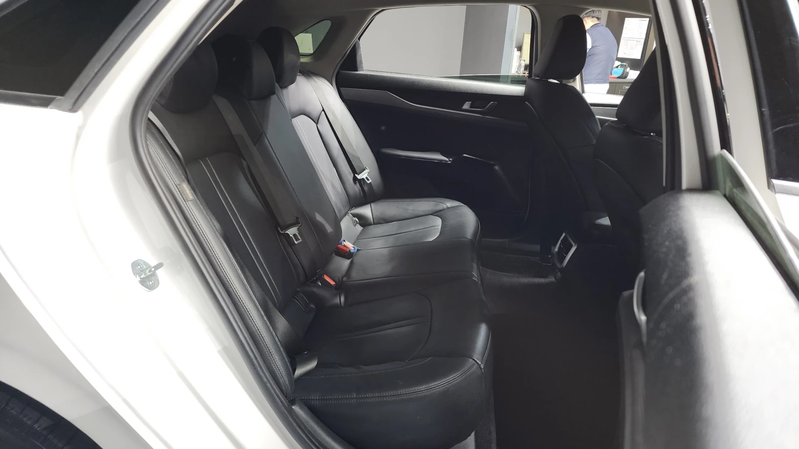 Kia K5 2.0LPI TRENDY autogeorge.com | Mobile.bg � ����������� 12