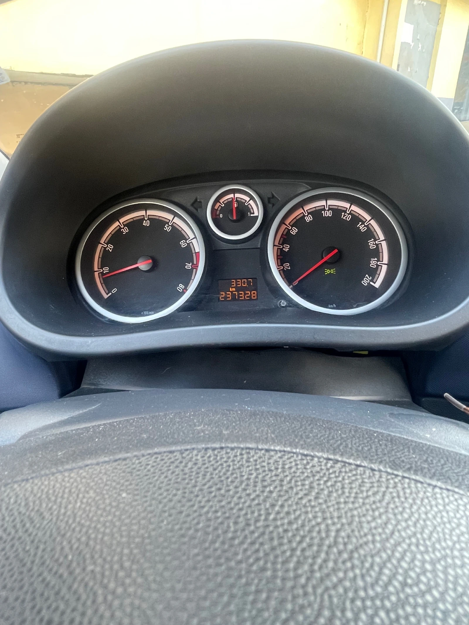 Opel Corsa, снимка 2 - Автомобили и джипове - 53894738