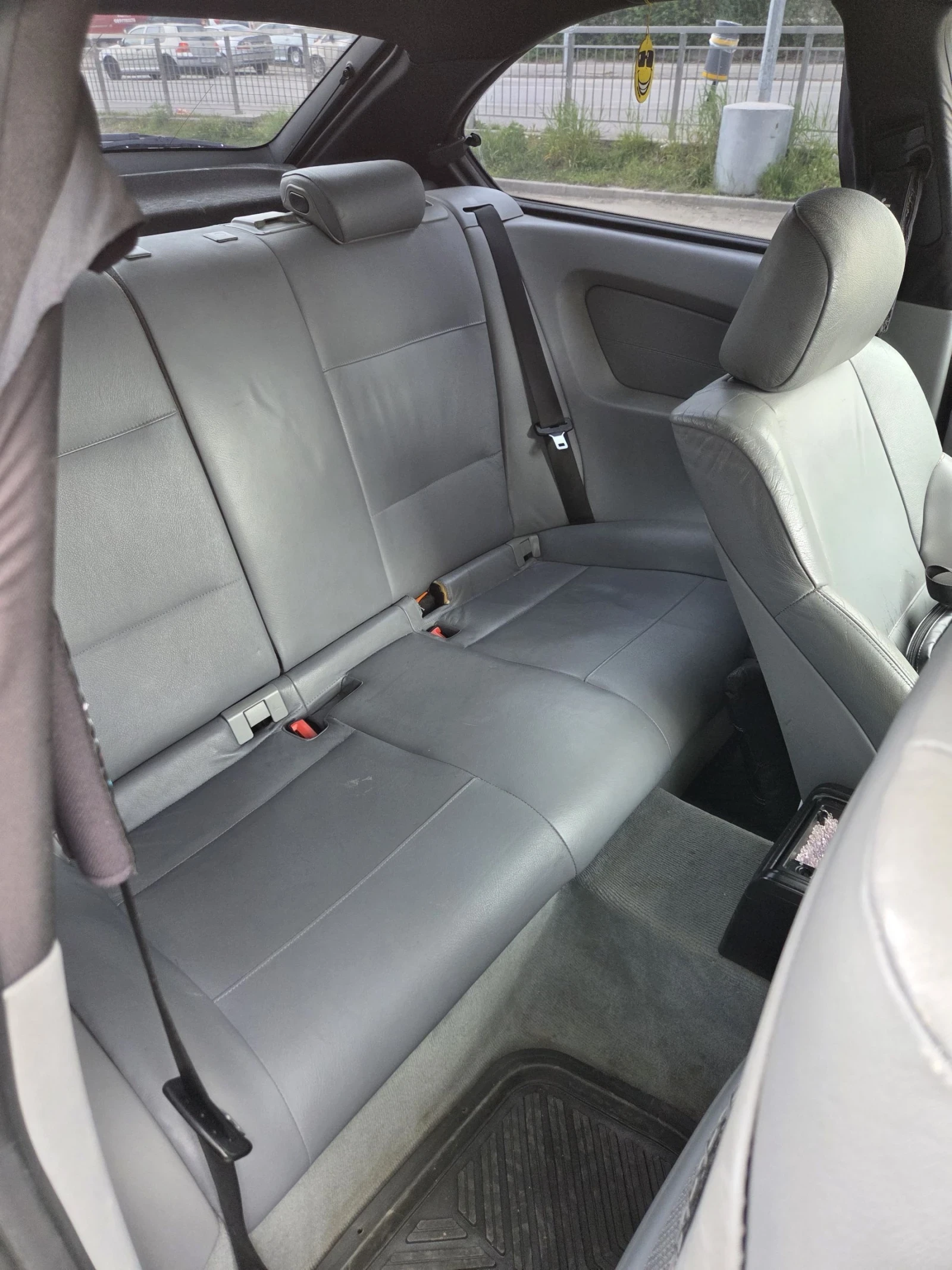 BMW 318 Климатик, снимка 11 - Автомобили и джипове - 54256574