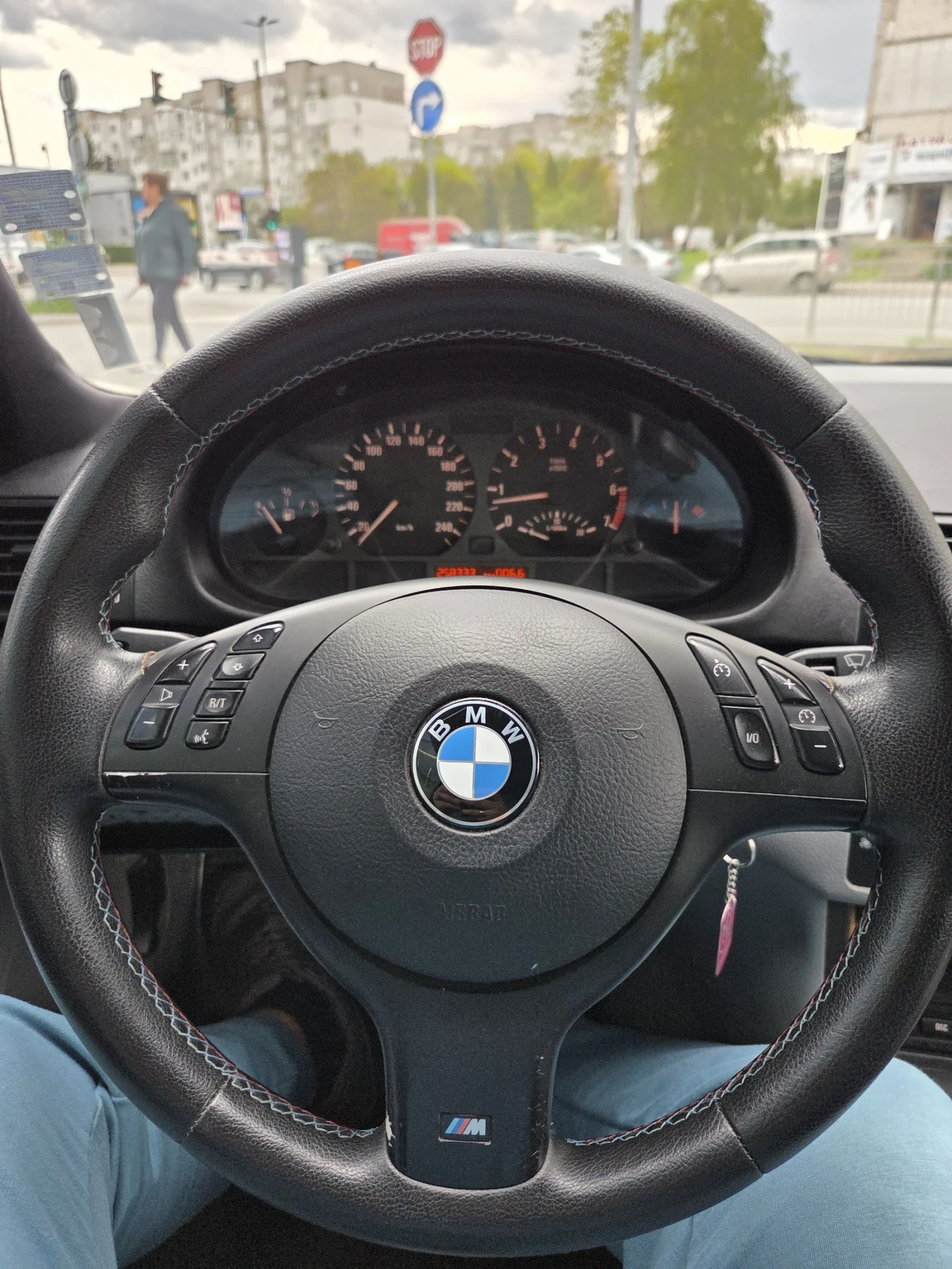 BMW 318 Климатик, снимка 7 - Автомобили и джипове - 54256574