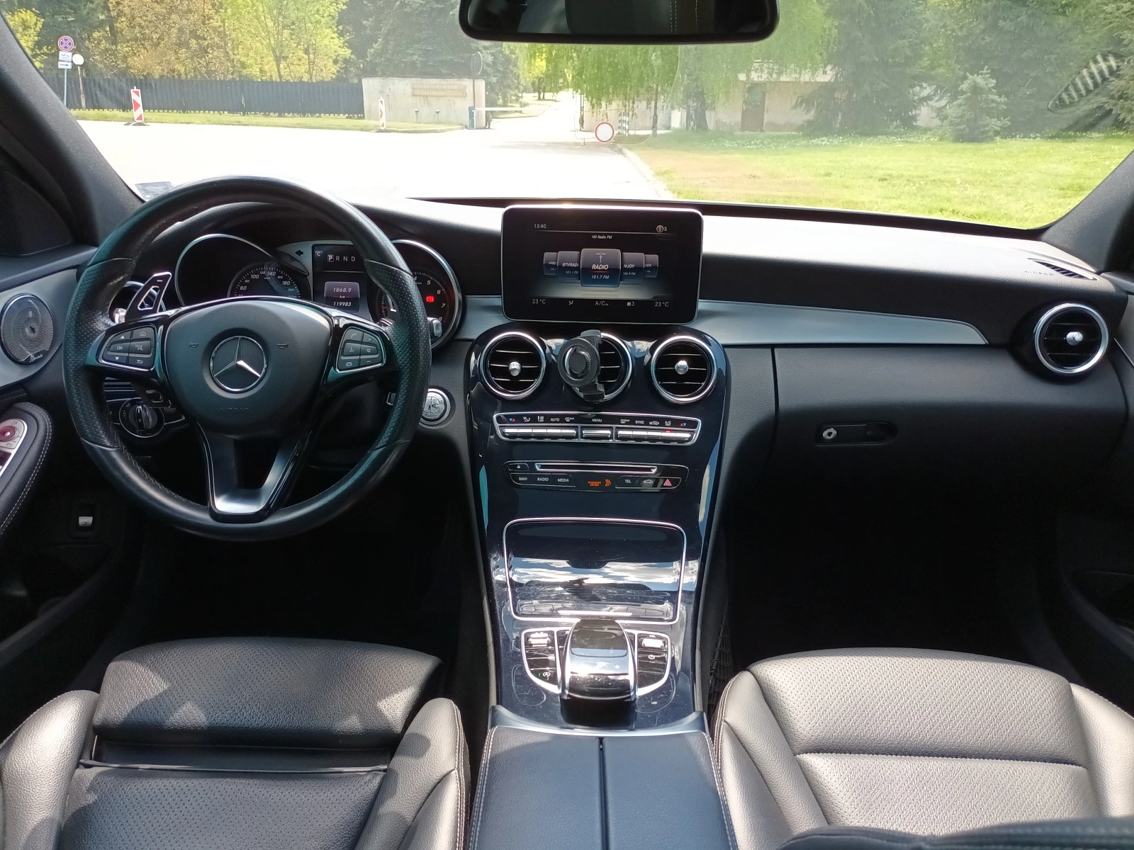 Mercedes-Benz C 300 AMG/4MATIC/ПАНОРАМА/BURMESTER, снимка 7 - Автомобили и джипове - 54424759