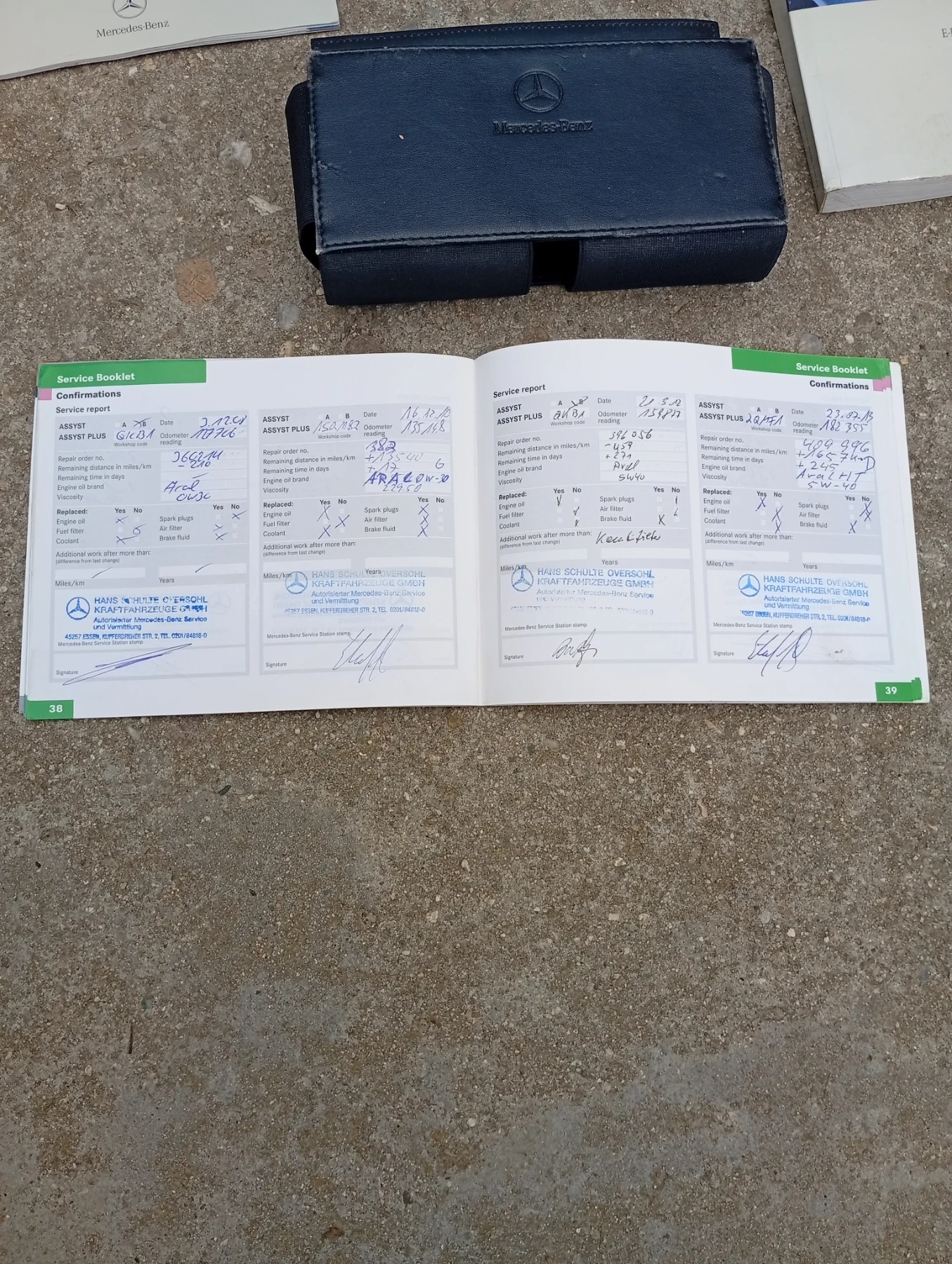 Mercedes-Benz E 240, снимка 12 - Автомобили и джипове - 54458831