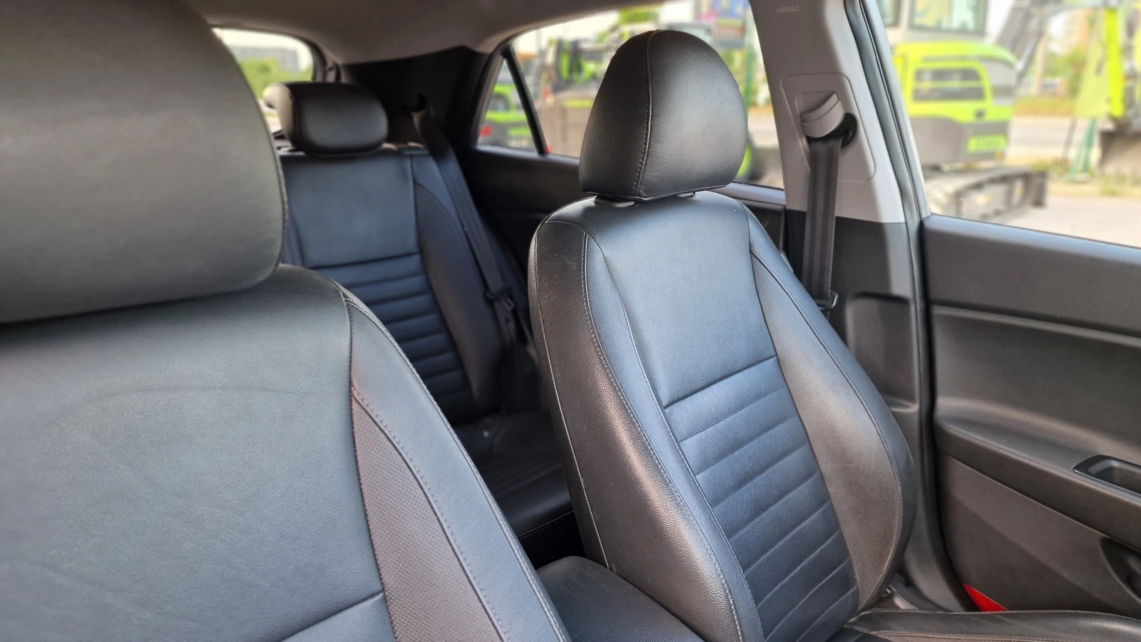 Hyundai I20 1.4i Luxury Edition ���� ���� ������ keyless | Mobile.bg � ����������� 10
