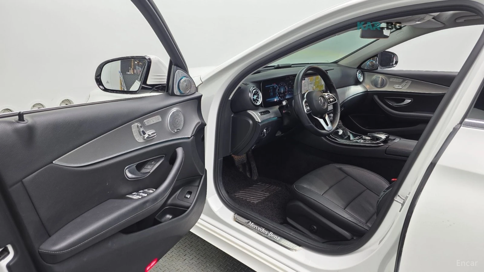 Mercedes-Benz E 300 AMG LINE* 360* BURMASTER* ПОДГРЕВ* ОБДУХВ* ПАНО* , снимка 10 - Автомобили и джипове - 54941845