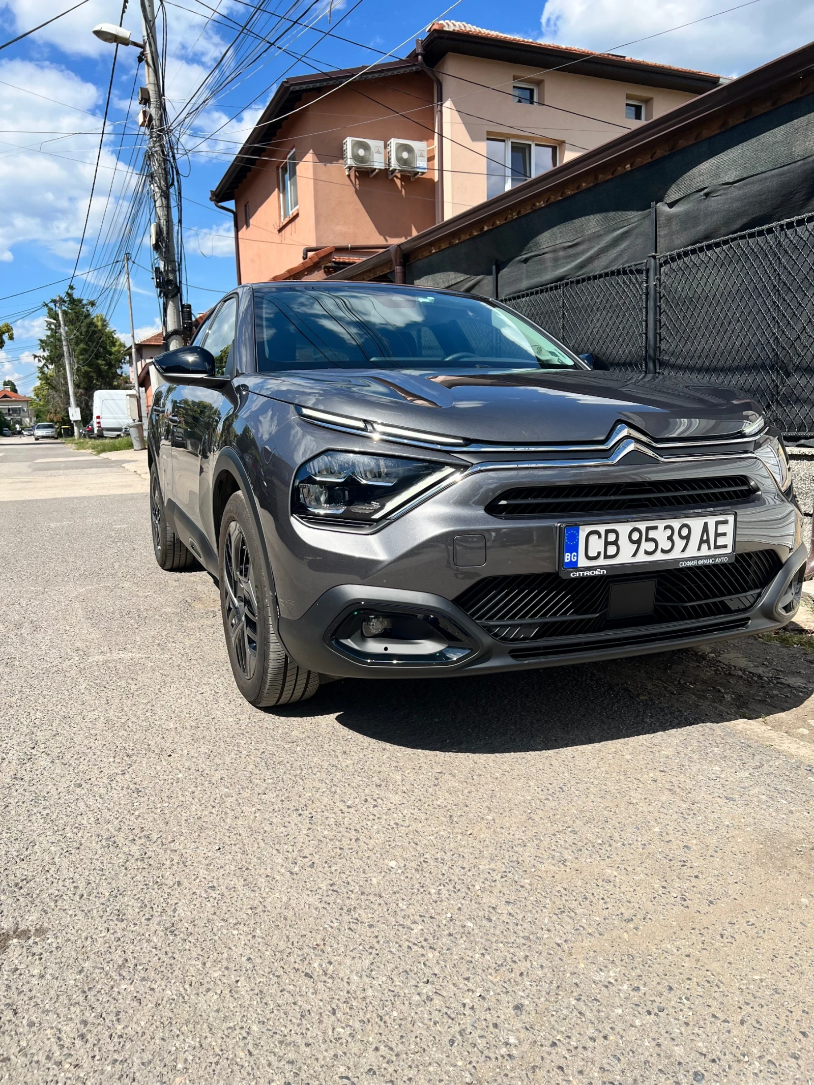 Citroen C4 1.2 В ГАРАНЦИЯ ДО 2029 НАПЪЛНО ОБСЛУЖЕНА