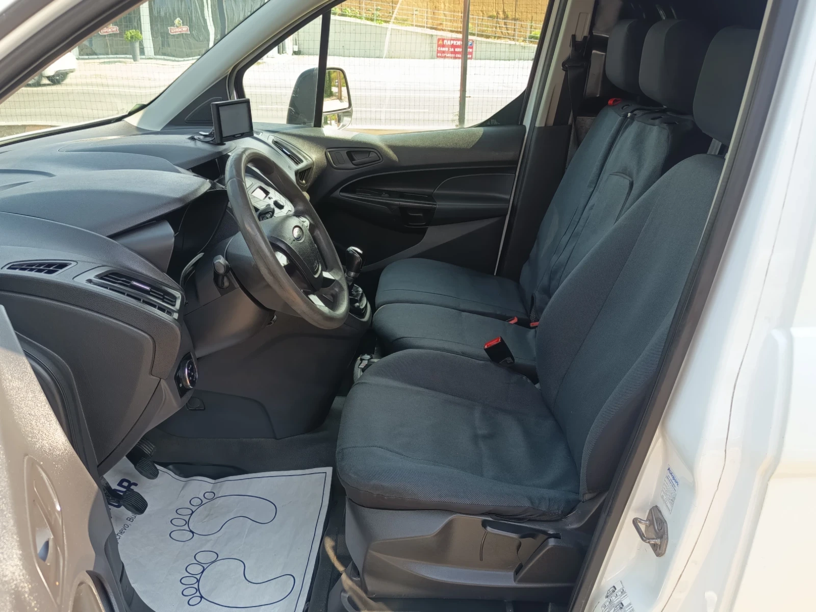 Ford Tourneo Connect 1.6tdci, снимка 8 - Автомобили и джипове - 55435965