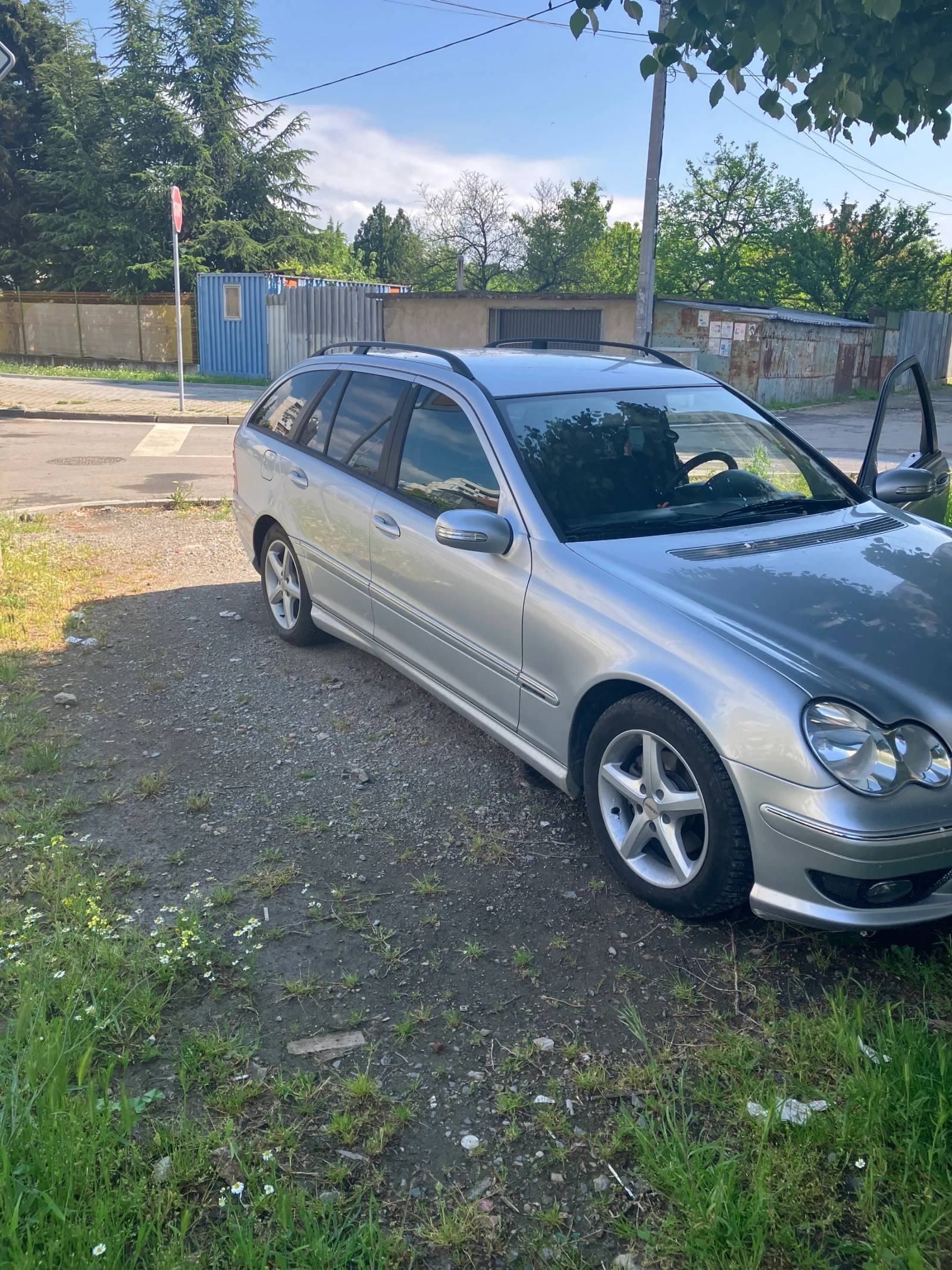 Mercedes-Benz C 200, снимка 2 - Автомобили и джипове - 56004893