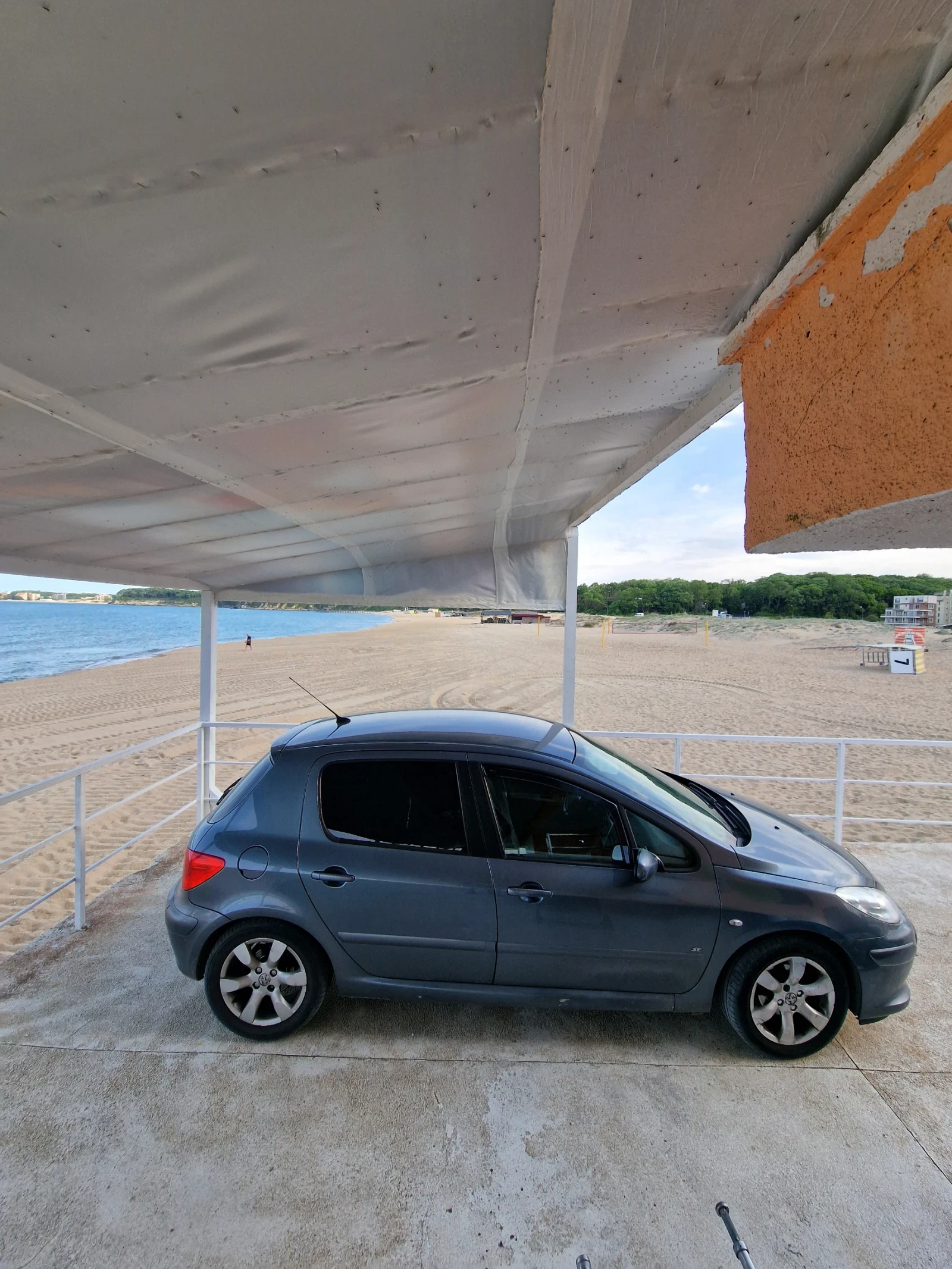 Peugeot 307 Хечбек , снимка 4 - Автомобили и джипове - 56076043