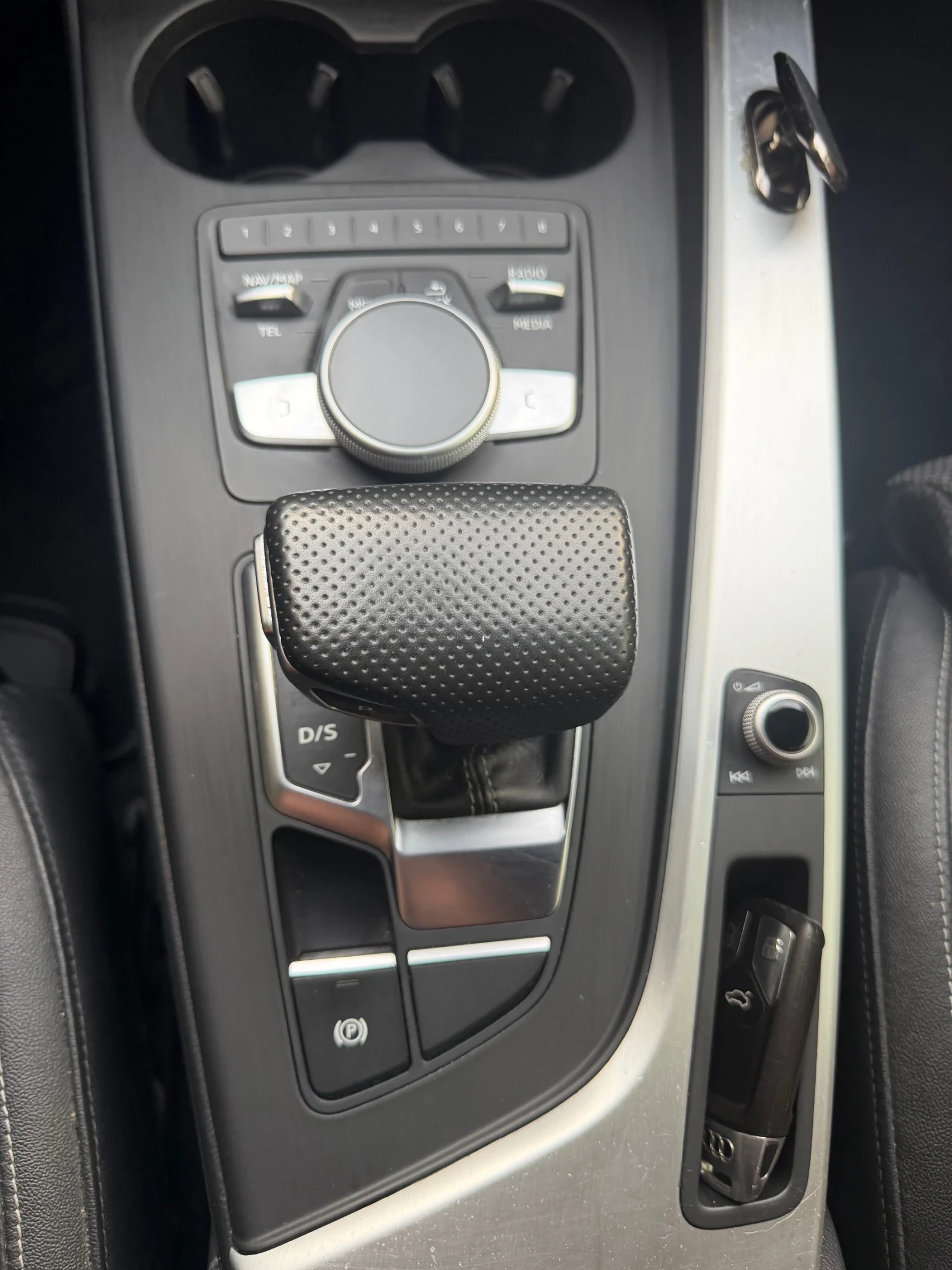 Audi A4 Audi A4 DIGITAL, снимка 12 - Автомобили и джипове - 56117842