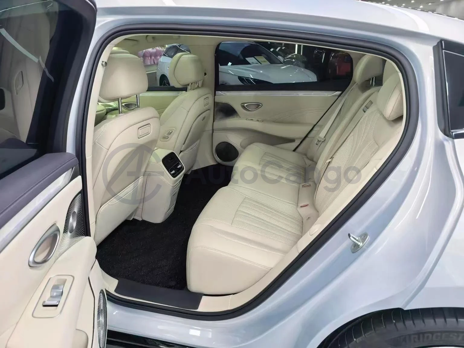 BYD Seal Цена до България , снимка 5 - Автомобили и джипове - 56646084