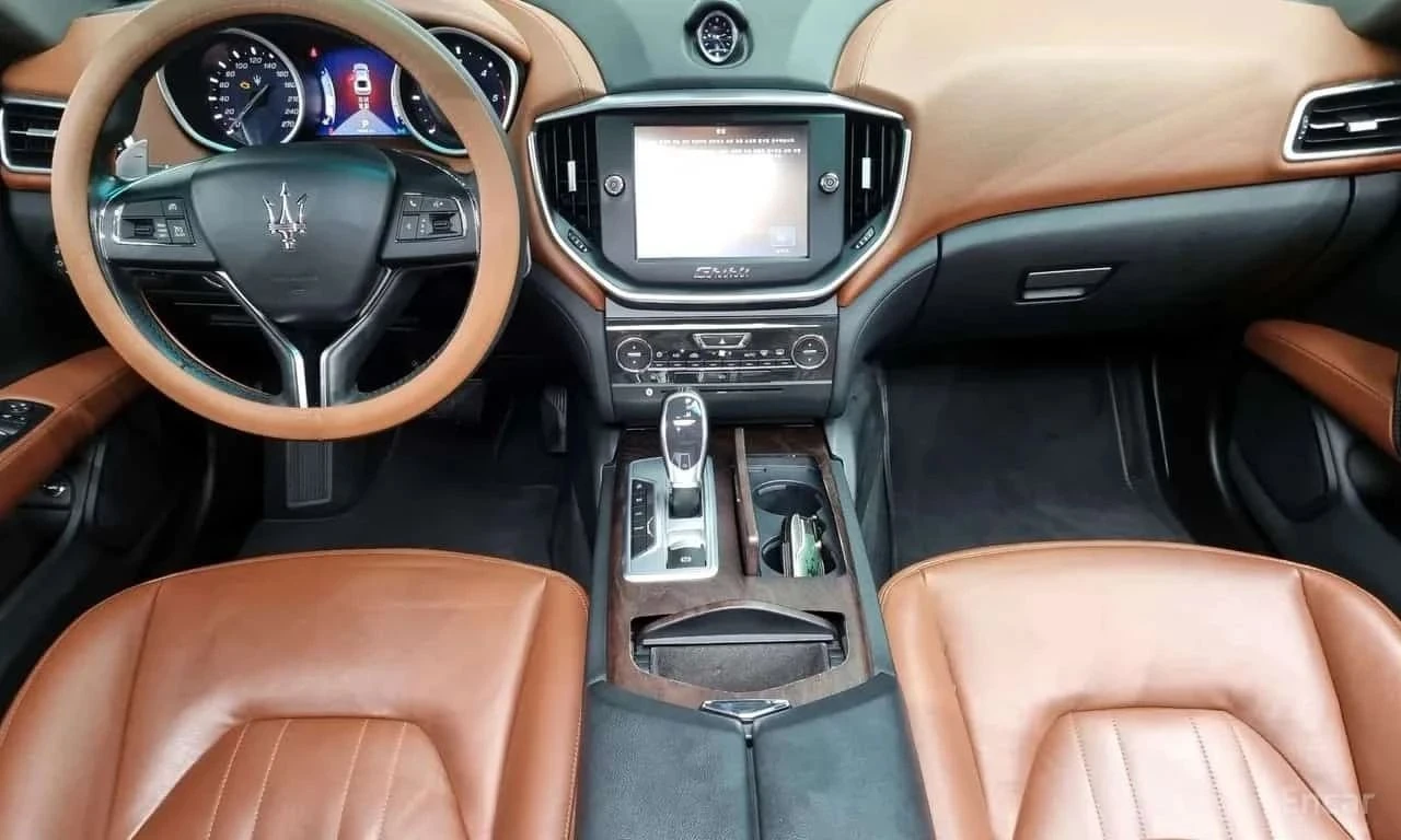 Maserati Ghibli, снимка 7 - Автомобили и джипове - 56689902
