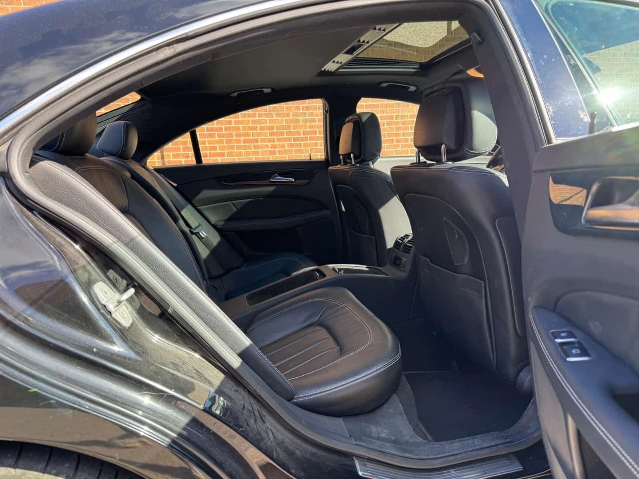 Mercedes-Benz CLS 550 * CARFAX * ���� �� �� | Mobile.bg � ����������� 13