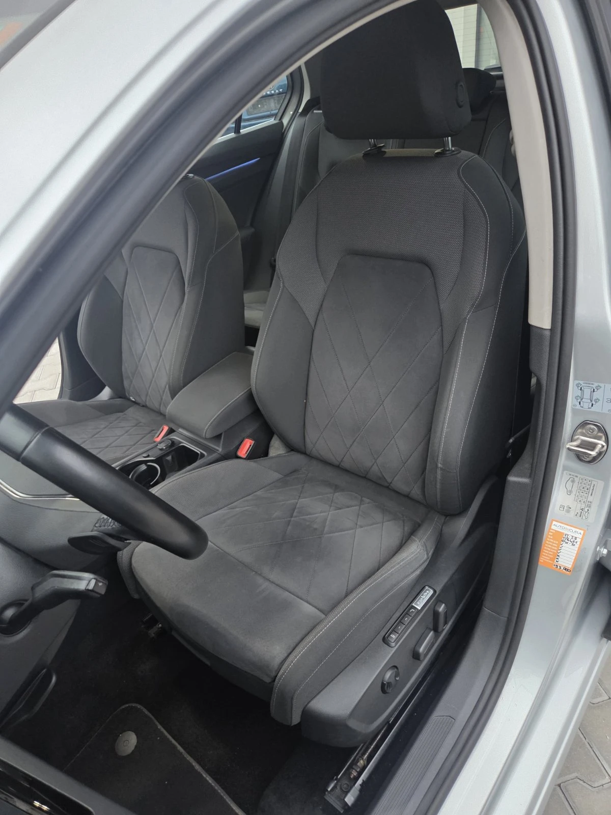 VW Golf 2.0 TDI  STYLE, снимка 12 - Автомобили и джипове - 56716697