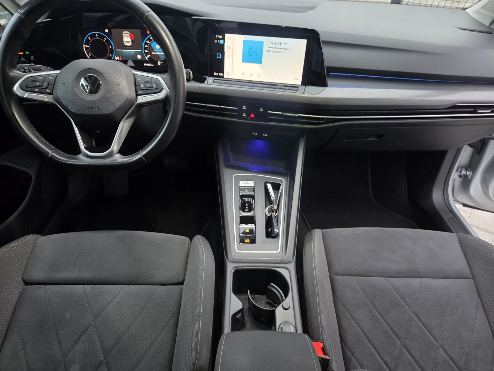 VW Golf 2.0 TDI  STYLE, снимка 8 - Автомобили и джипове - 56716697