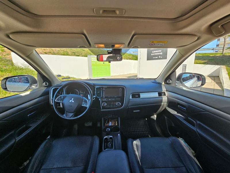 Mitsubishi Outlander, снимка 13 - Автомобили и джипове - 45990346