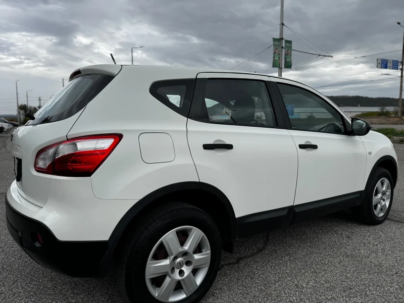 Nissan Qashqai 1.6I/ИТАЛИЯ, снимка 5 - Автомобили и джипове - 47545756