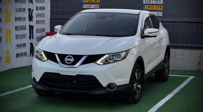 Nissan Qashqai 1.6dCi XTronic 4xКамери Keyless Go Подгрев Металик, снимка 1 - Автомобили и джипове - 47654807