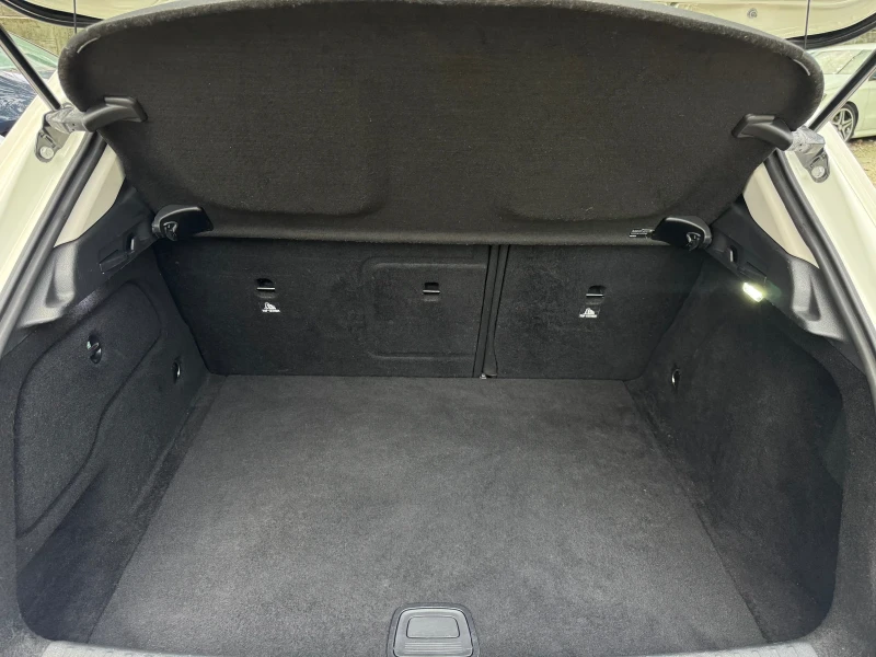 Mercedes-Benz GLA 200 CDI* Night Pack, снимка 13 - Автомобили и джипове - 52181625