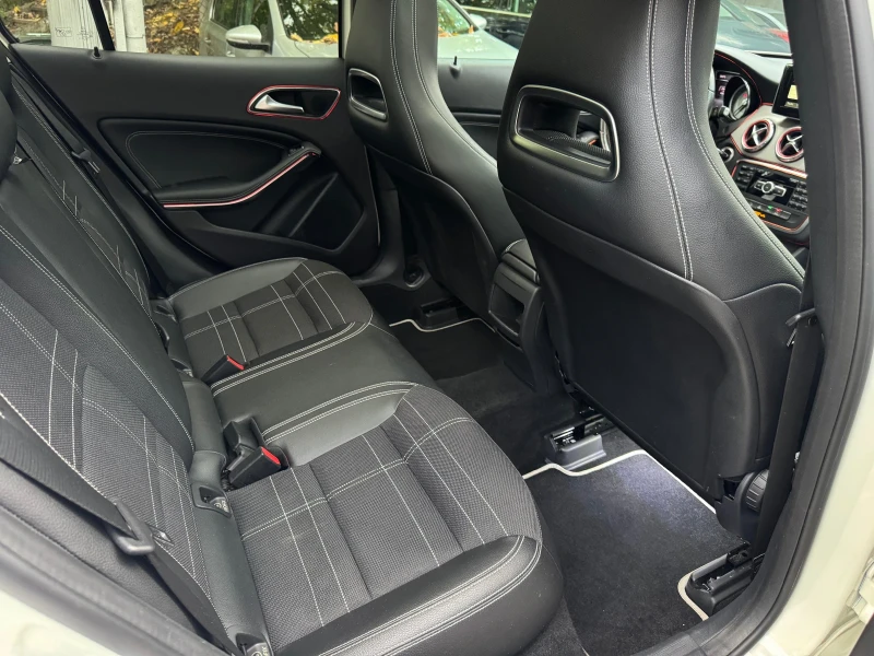 Mercedes-Benz GLA 200 CDI* Night Pack, снимка 14 - Автомобили и джипове - 52181625